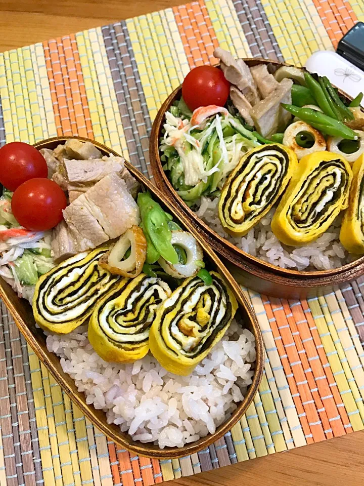 Snapdishの料理写真:ふたり弁当

雑穀ごはん
海苔入り卵焼き
きゅうり カニかまサラダ
ゆで豚肉のレモンと柚子胡椒和え
いんげんとちくわの塩炒め
ミニトマト|ひななぎさん