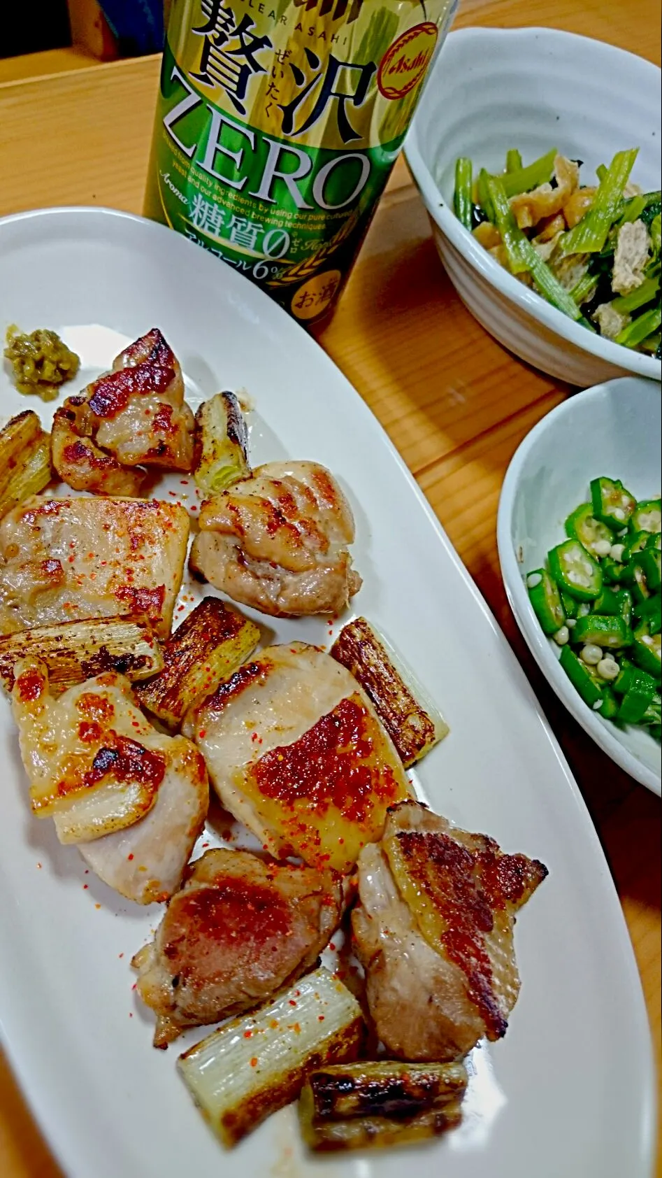 鶏肉とネギ焼き 柚子胡椒で😋🎵 小松菜の煮びたし＆オクラやっこ で お疲れｻﾏ🍺✨|yucaxxxさん