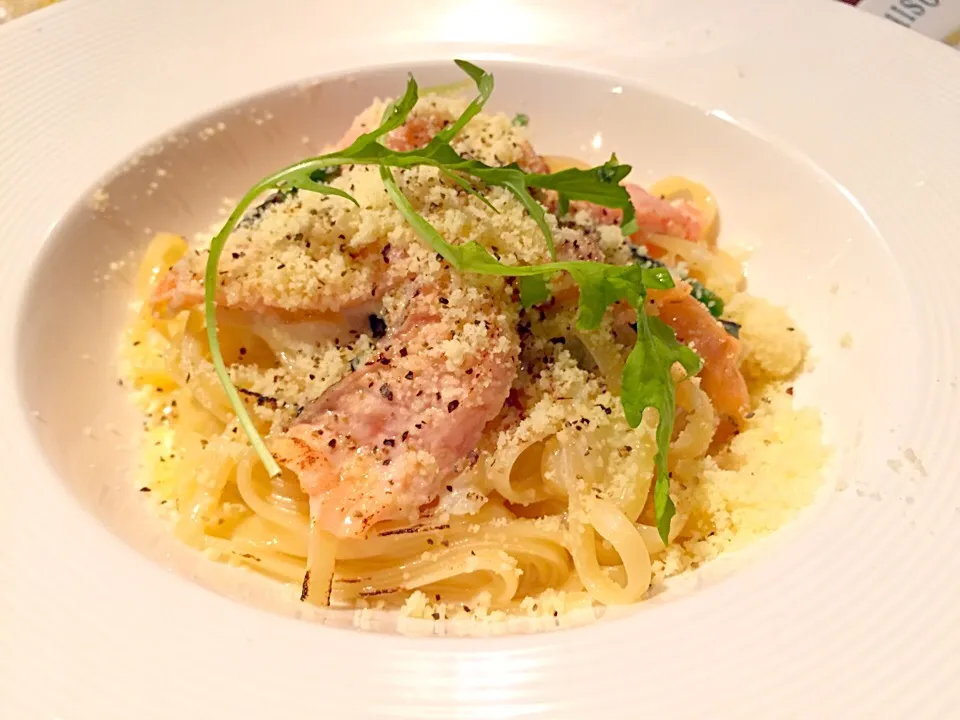 Salmon & spinach look linguine with cream sauce|Sky Blueさん