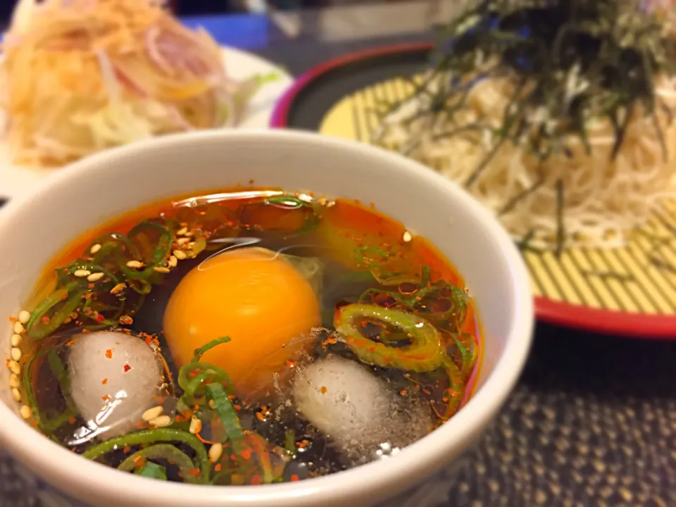 ごま油とラー油のツユの豆腐そうめん|Takaki Sasakiさん