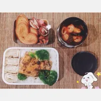 Snapdishの料理写真:お弁当 for him|じょしさん