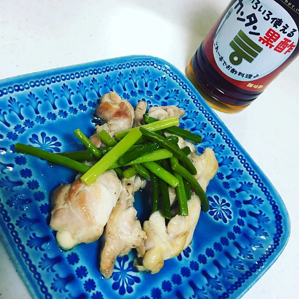 カンタン黒酢で照り焼き❤🐔|M子⁽⁽ ◟(∗ ˊωˋ ∗)◞ ⁾⁾さん