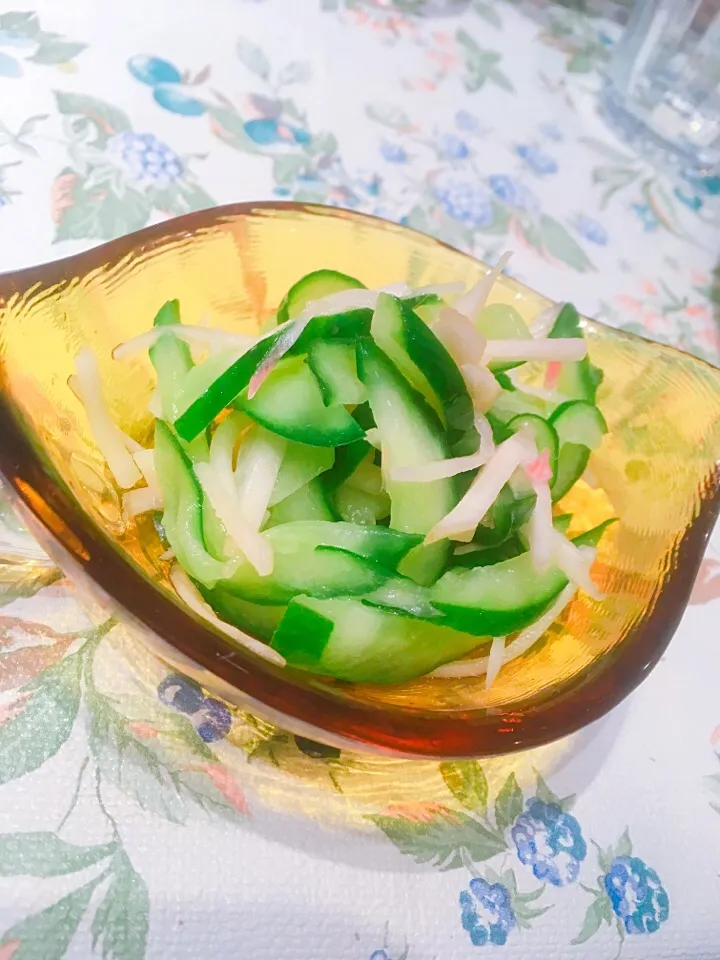 Snapdishの料理写真:きゅうりと新しょうがのさわやか漬け レシピ 奥村 彪生さん｜【みんなのきょうの料理】おいしいレシピや献立を探そう|reikoさん