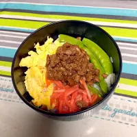 四色丼|シズさん