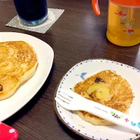 Snapdishの料理写真:親子でオーガニックパンケーキ|ともぴさん