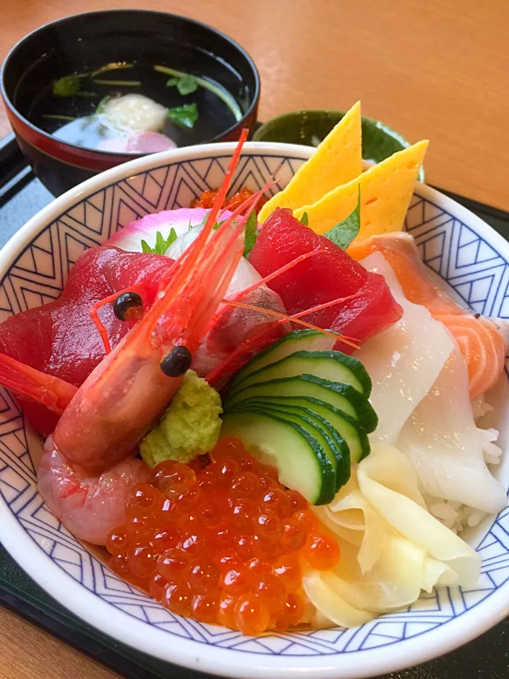 海鮮丼@田園|ま〜てぃんさん