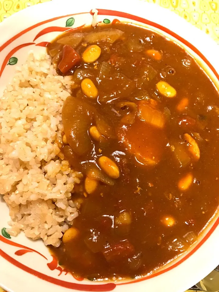 Snapdishの料理写真:鶏胸肉と新玉ねぎのカレー|トモさん