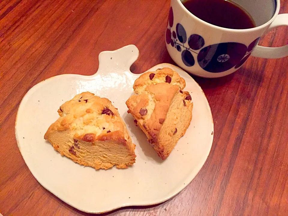 Snapdishの料理写真:チョコスコーン|ゆいんこさん