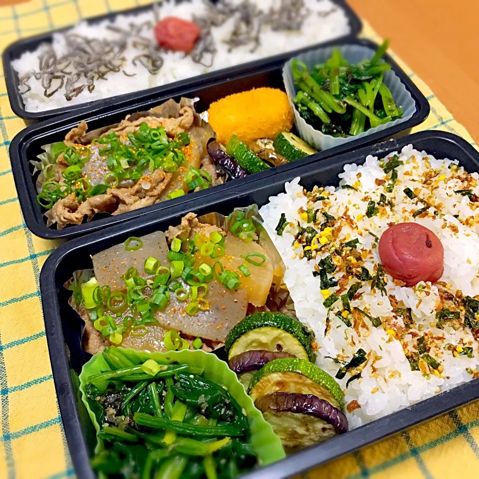 👨🏻父ちゃん弁当(昼夜)
豚バラ大根
海苔入ほうれん草のお浸し
ナスとズッキーニのポン酢炒め|まいまいさん