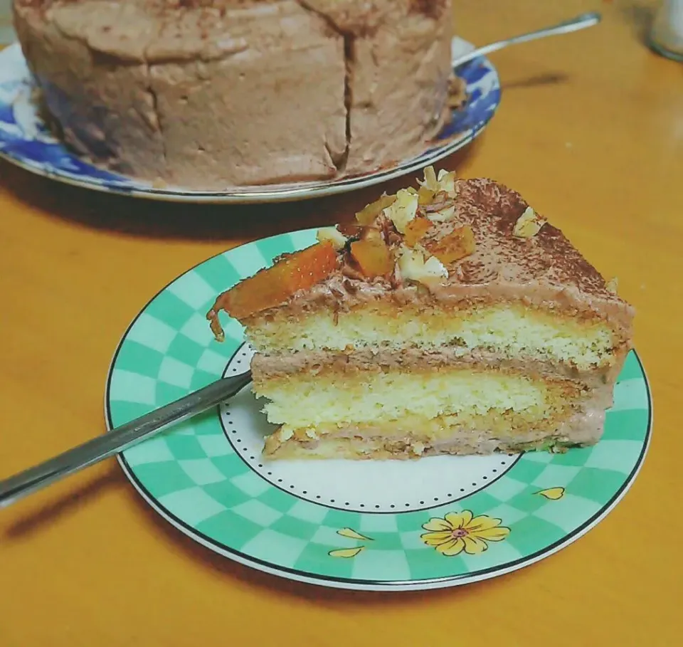 紅茶風味のチョコレートクリームケーキ。カット後|motiriさん