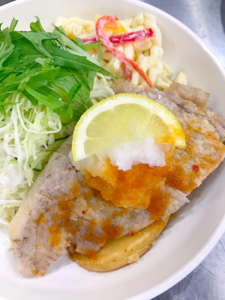 豚肉のソテーおろしポン酢|学食おばちゃんさん