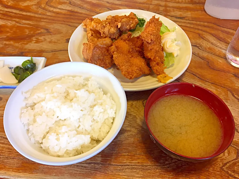 唐揚げチキンカツ定食🐔|ラー山さん