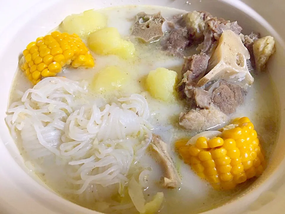 🍲Oxtail Soup🍲|山田さん