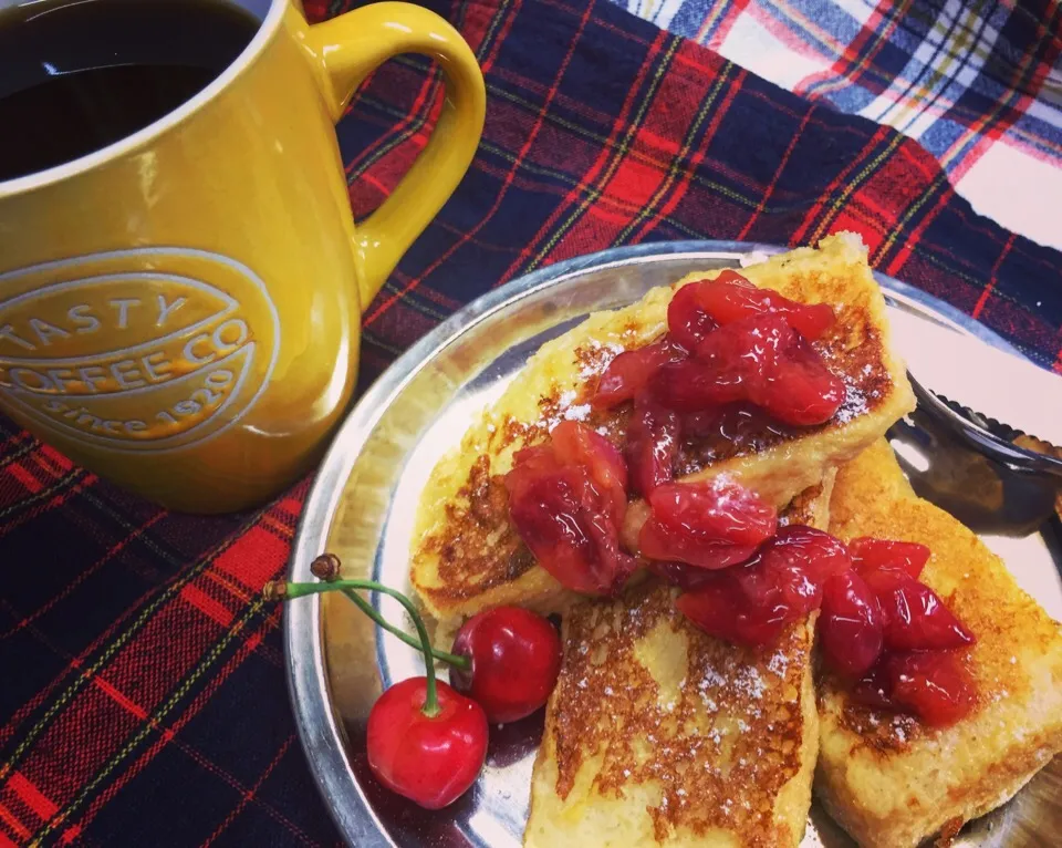 フレンチトースト🍒🍞☕️|江里子さん