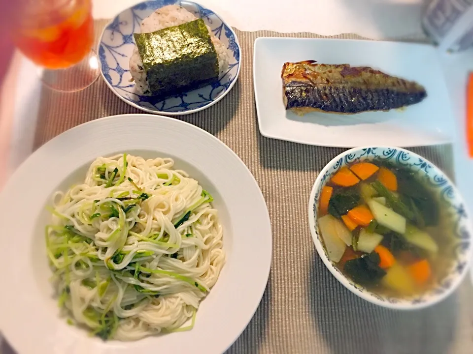 #豆苗ソーメン炒め#サバ塩焼き#雑魚おにぎり|zoemocさん