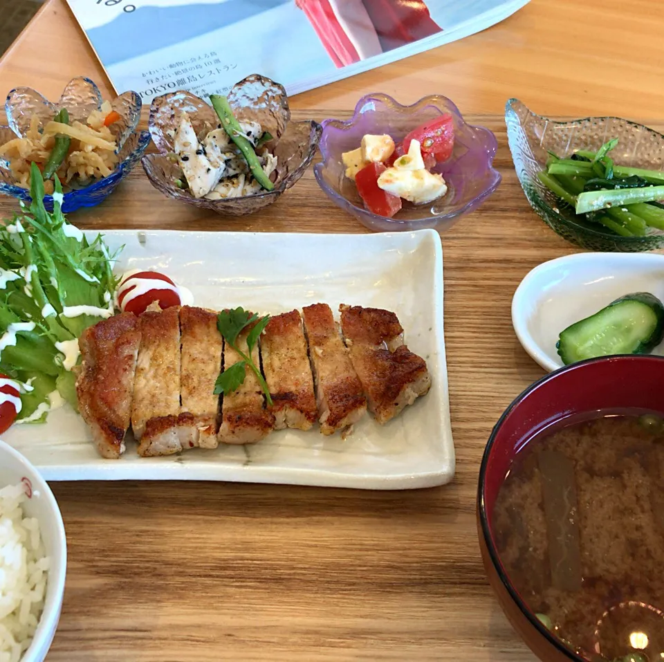 Snapdishの料理写真:陽だまり ランチ。本日は 豚ロースのカレーソテー|大石さん