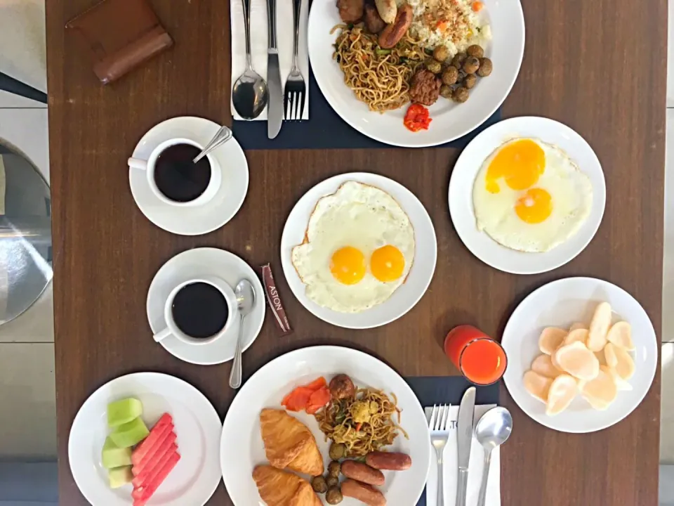 Breakfast at hotel aston pluit, Jakarta, Indonesia|Jun Kiさん