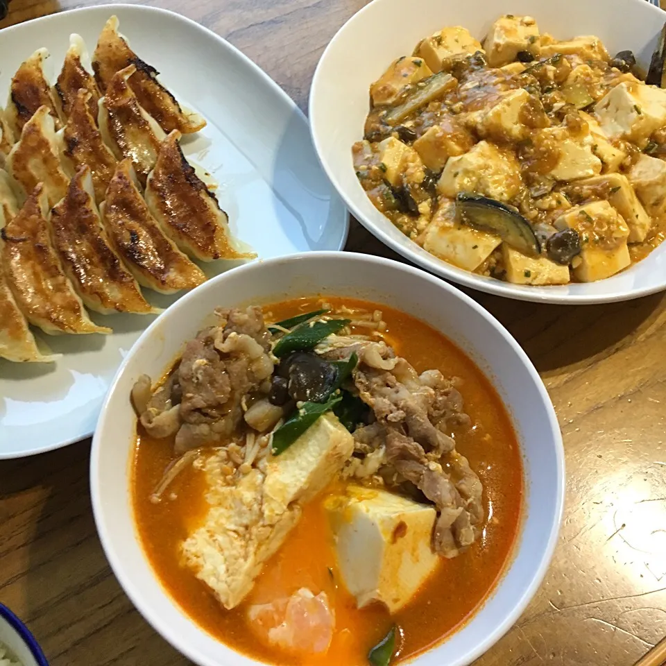 Snapdishの料理写真:スントゥブ&麻婆豆腐|seiko Oさん