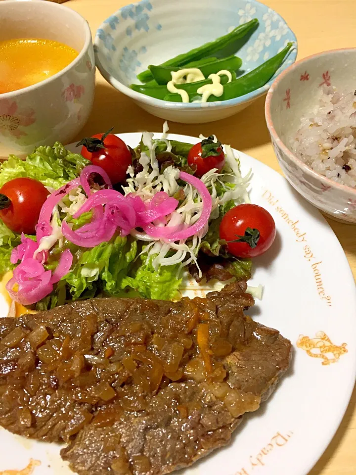 ボンバーさんの料理 焼肉のたれ💕
使って  ステーキ😍|クッキーさん