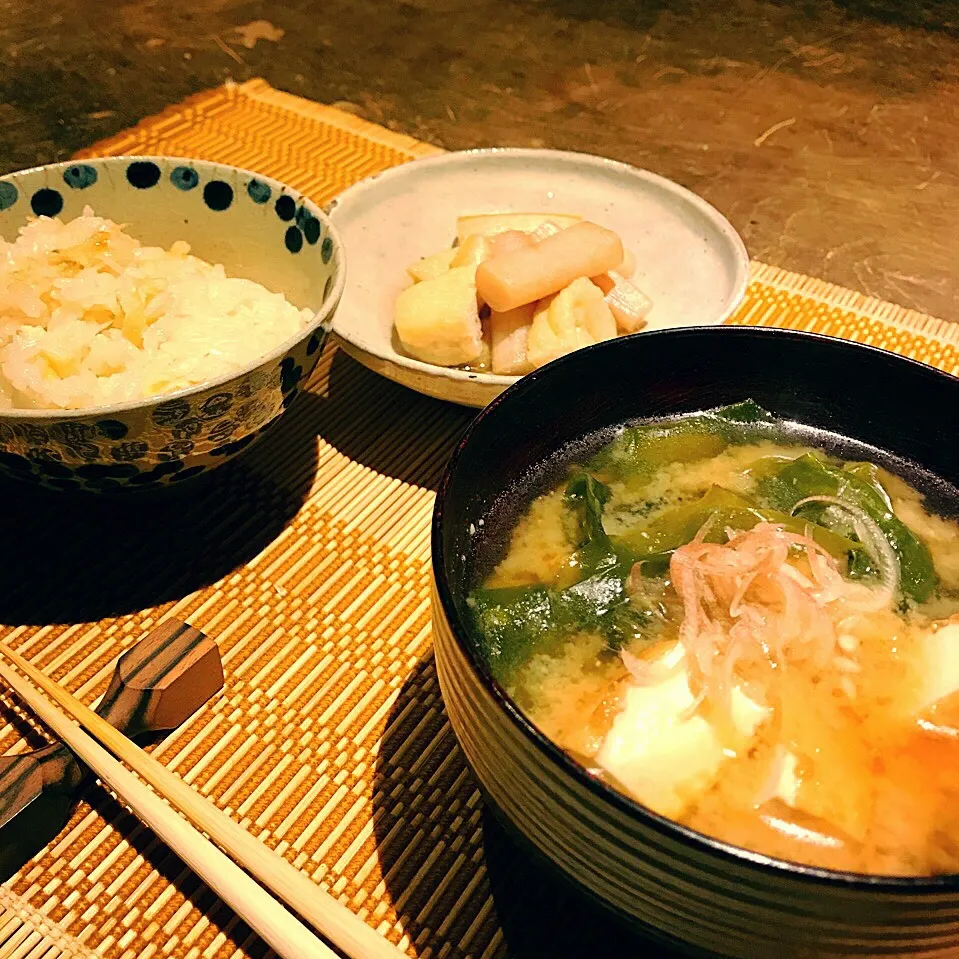 Snapdishの料理写真:一汁一菜 晩ごはん
新生姜とお揚げの炊き込みごはん|Kaori Shimizuさん