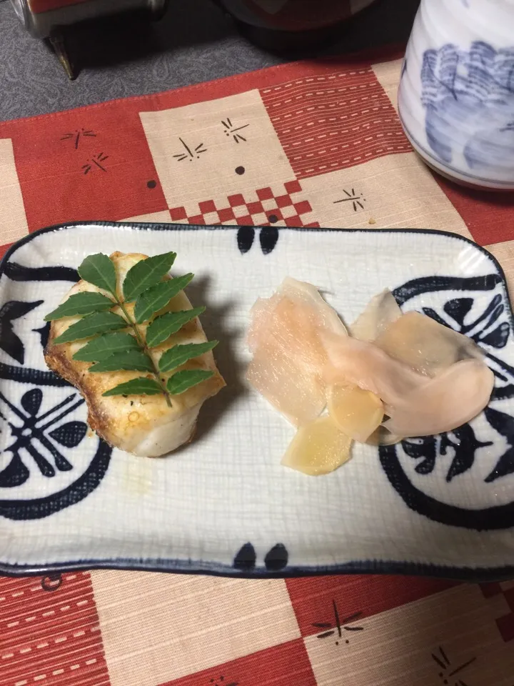 Snapdishの料理写真:鯛の塩焼き|Hirotaka Mukaiさん