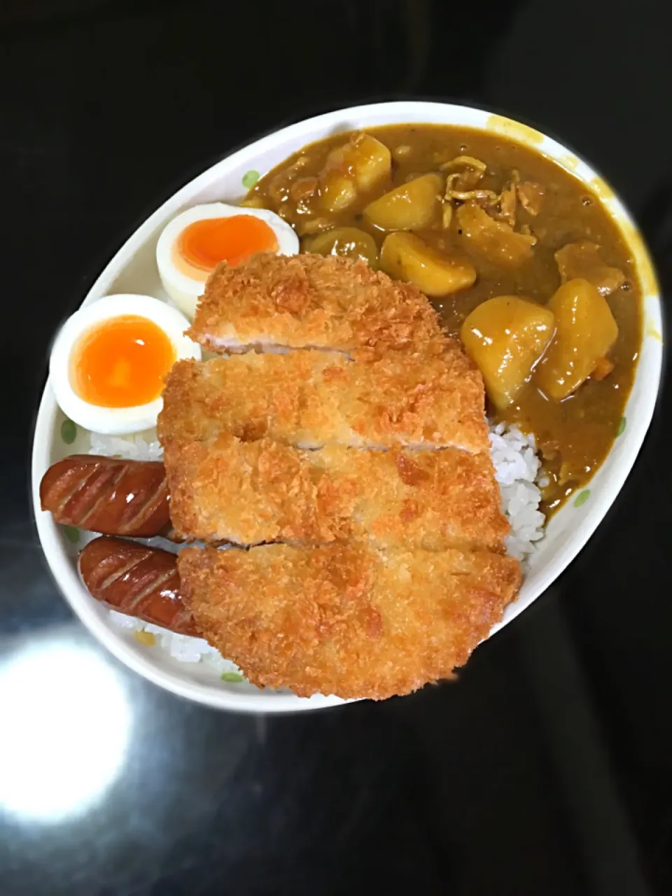 日曜日は朝カレー

旦那さん食欲ないのかしら？
ご飯1合しか入れてないのに
お腹イッパイだって🙄|にゃおさん