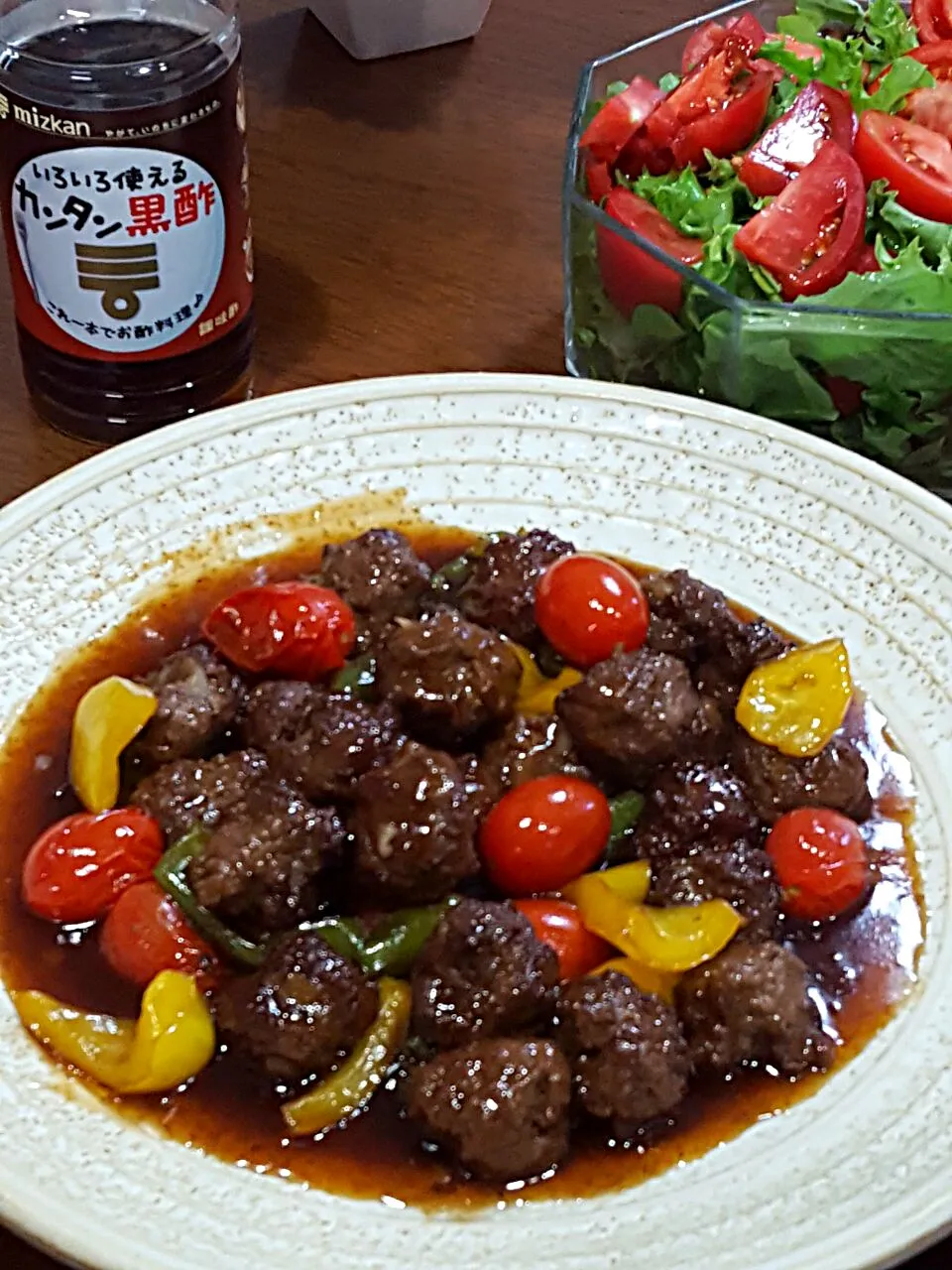 かんたん黒酢で黒酢肉団子😊|ヒロコさん