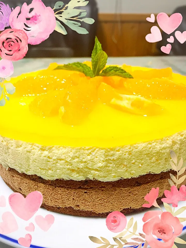 Snapdishの料理写真:オレンジとショコラムースのケーキ🍊|Yayoiさん