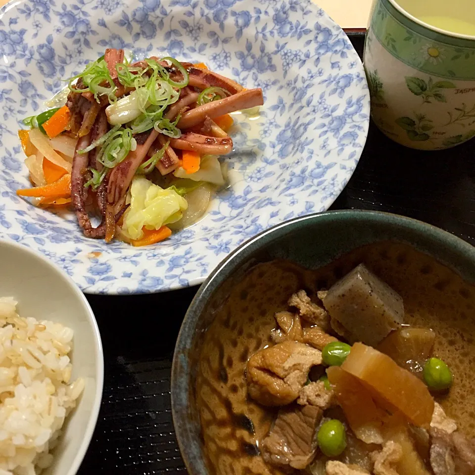 イカの自家製一夜干しところ炒め野菜
すじこん|まゆさんさん