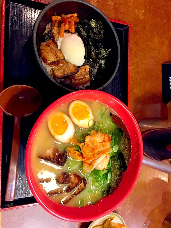 ラーメンと焼豚丼|エロマニエルさん