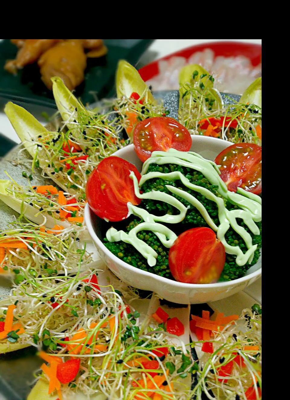 Snapdishの料理写真:Chicory Salad チコリボート #サラダ #ブロッコリーのわさびマヨがけ Broccoli with wasabi mayonnaise #うちごはん #おうちごはん|まめさん