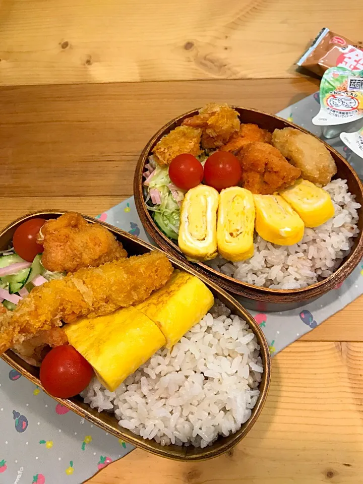 ふたり弁当

雑穀ごはん
卵焼き
鳥の唐揚げ
海老フライ
きゃべつ きゅうり ハムサラダ
ミニトマト|ひななぎさん