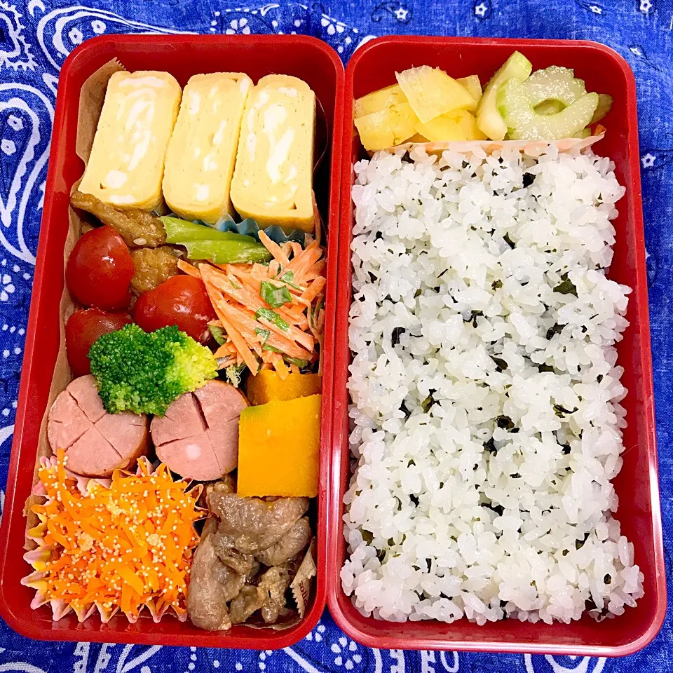 #今日の高一男子弁当  わかめごはん|Shee Sunさん