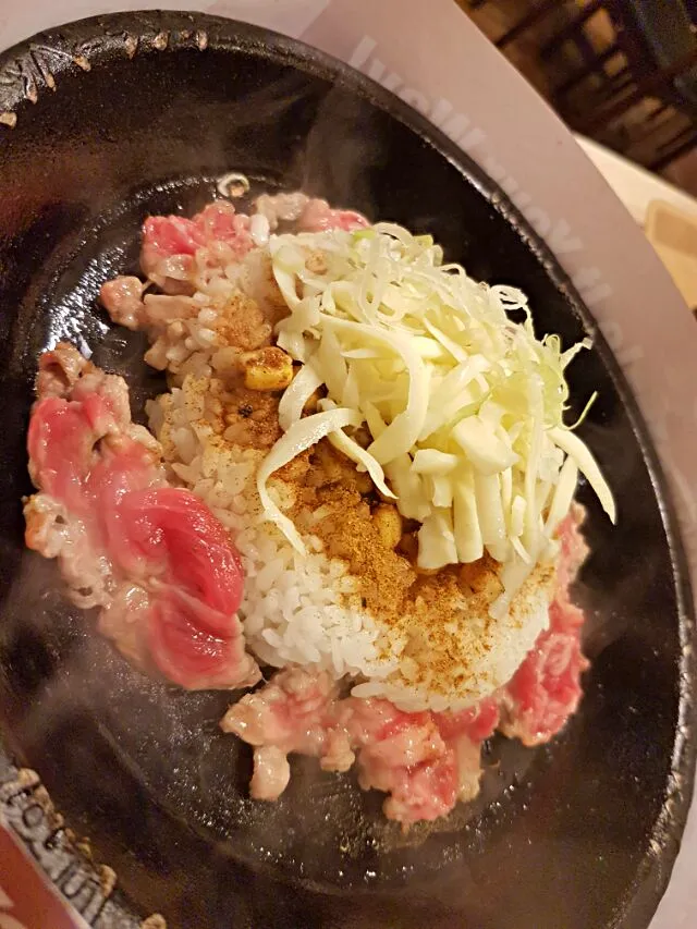 Curry Beef Rice with cheese by Pepper Lunch|Jun Kiさん