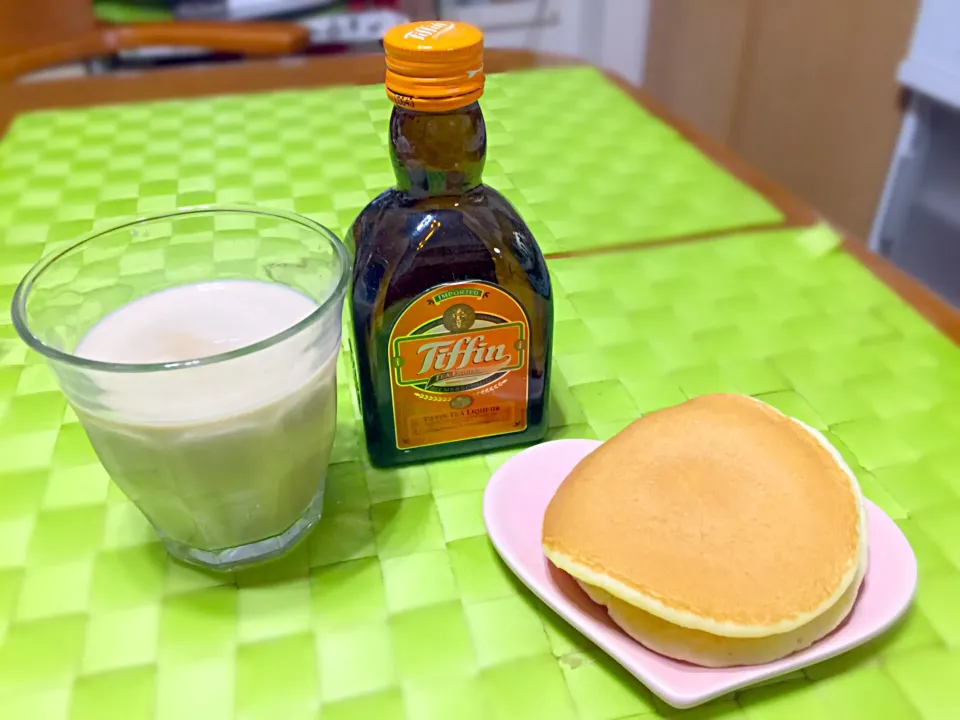 Tiffin milk&パンケーキ🥞|マニラ男さん