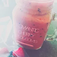 Vegan banana and berry smoothie|🍓Jolejo🍓さん