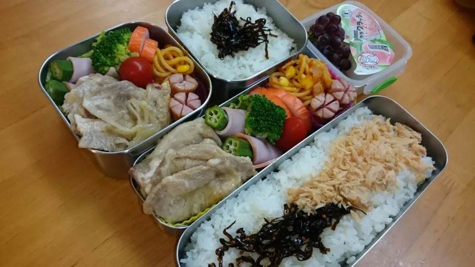 6月13日生姜焼きとナポリタン弁当|あけみさん