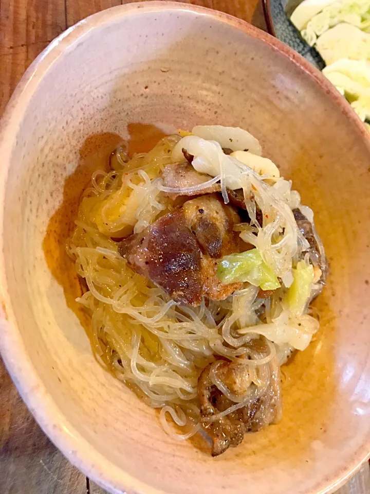 Snapdishの料理写真:【朝の賄い】
#亀戸養生料理オスギ 
海鮮焼きそば (春雨)|亀戸 養生蕎麦 高のさん