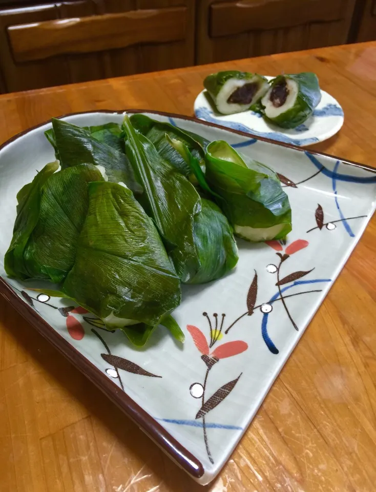 茗荷の葉で包んだ🌱小豆あん蒸し団子|keikoさん