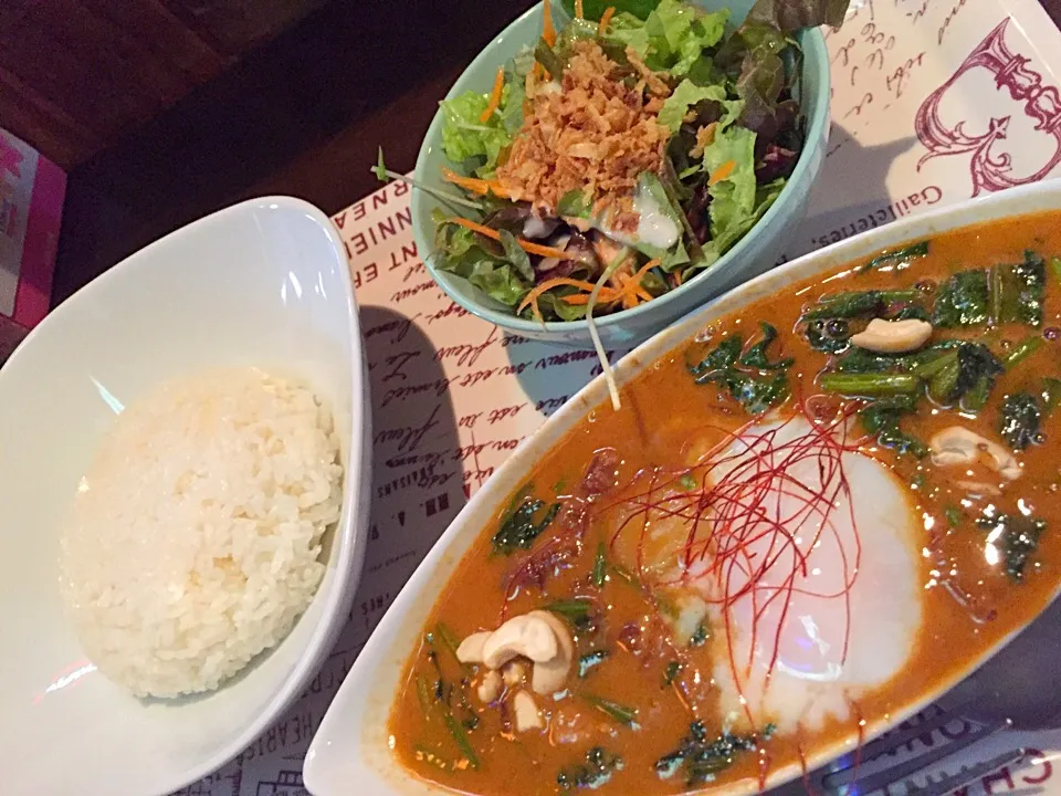 マッサマン牛すじカレー！カランコロン|sayakaさん