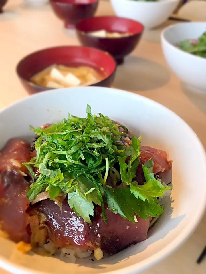 Snapdishの料理写真:Cedro🍋さんの料理 生かつお、塩麹で漬けマリネ  
💓オイルマリネしてないのに 
このねっとり感💓|SnapdishJPさん