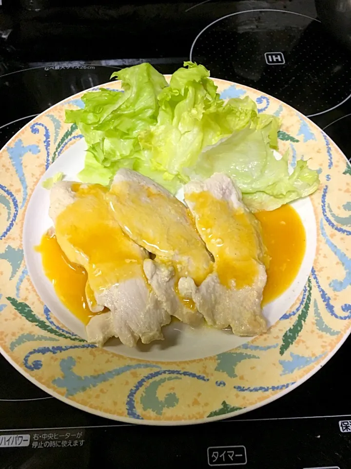 Snapdishの料理写真:鶏胸肉のソテーオレンジソース|euryjpさん