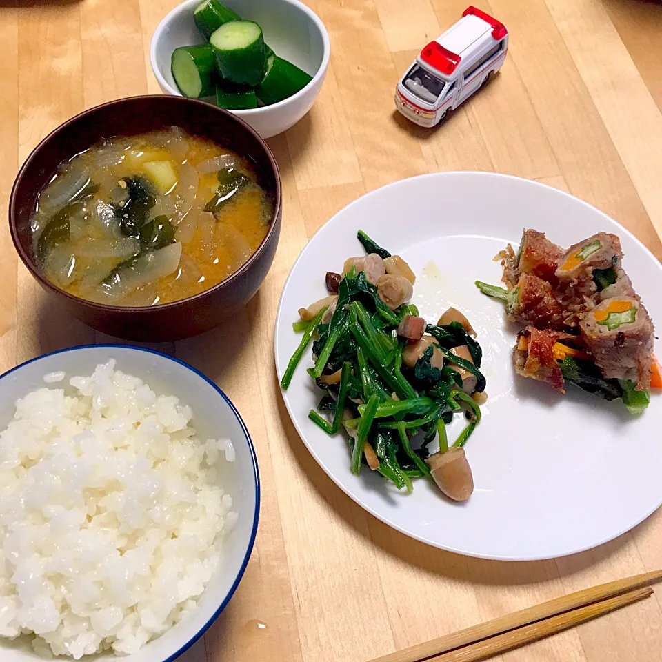 オクラの肉巻き
ほうれん草のソテー
ジャガイモのお味噌汁|きょうさん