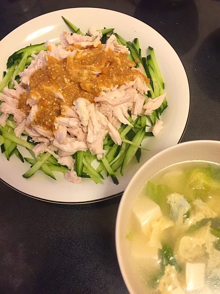 ほぐし蒸し鶏の棒棒鶏 & レタスと豆腐の中華卵スープ|ぺろたんさん