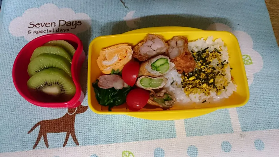 Snapdishの料理写真:アスパラ肉巻き弁当|えぴさん