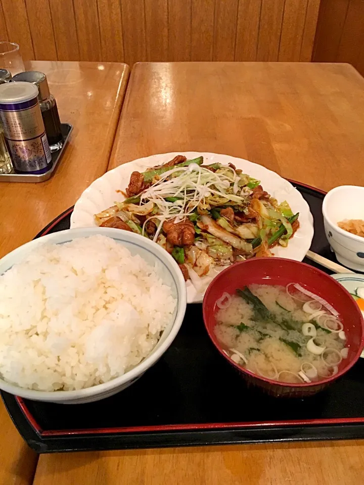 Snapdishの料理写真:回鍋肉定食|宍戸基矩さん