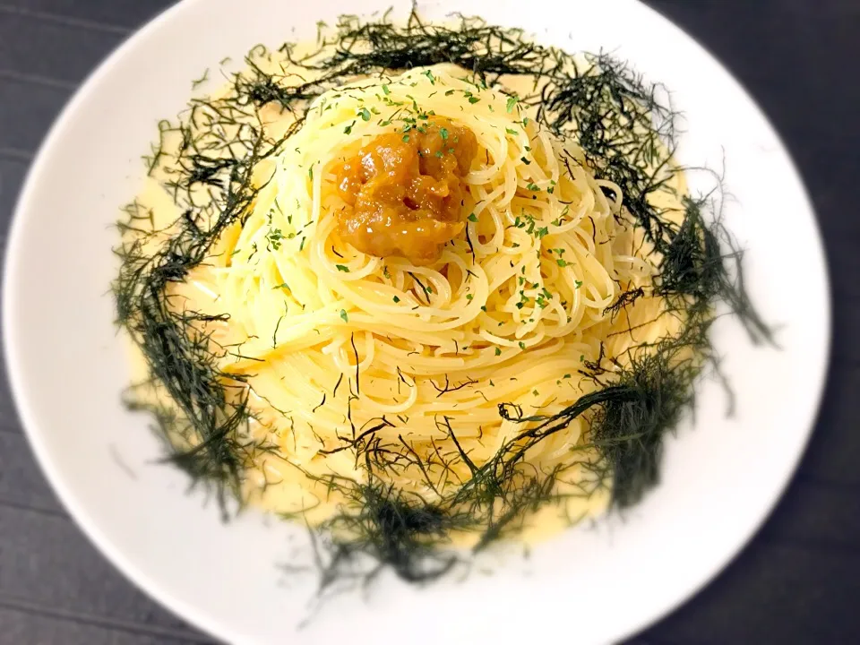 ウニとマツモの冷製カッペリーニ    #パスタ好き集まれ|りき🤤さん