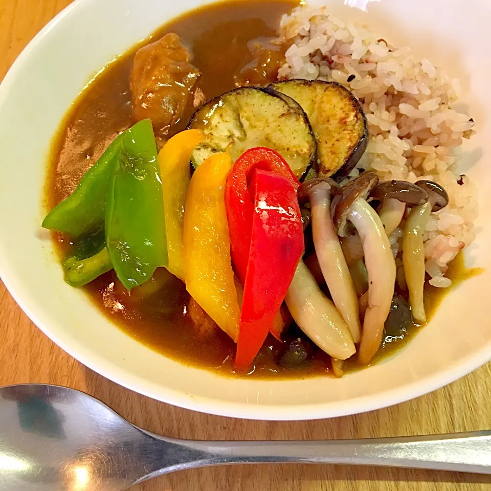 夏野菜カレー🍛|Hiromi Isonagaさん