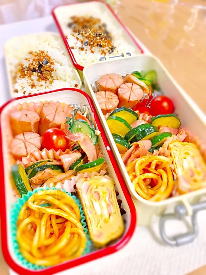 6月15日 娘奥様お弁当

ズッキーニとベーコンバターソテー
きゅうりとカニカマのマヨ和え
粗挽きソーセージ
卵焼き
ミニトマト
ナポリタン|高橋陽一さん