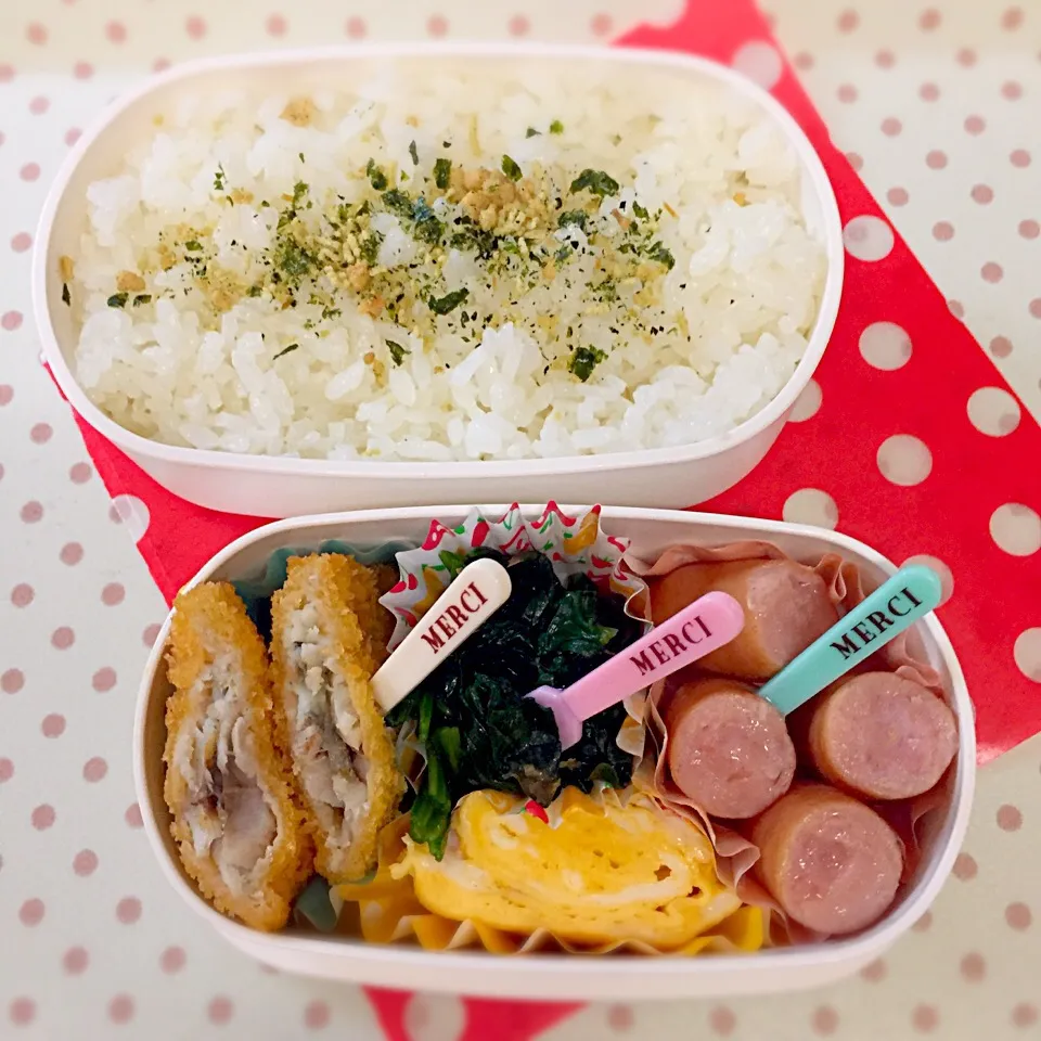 Snapdishの料理写真:中3娘お弁当♡
#お弁当 
#牛乳アレルギー 
#ナッツアレルギー|とんちゃさん